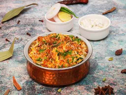 Chicken Tikka Biryani (4 Pcs)