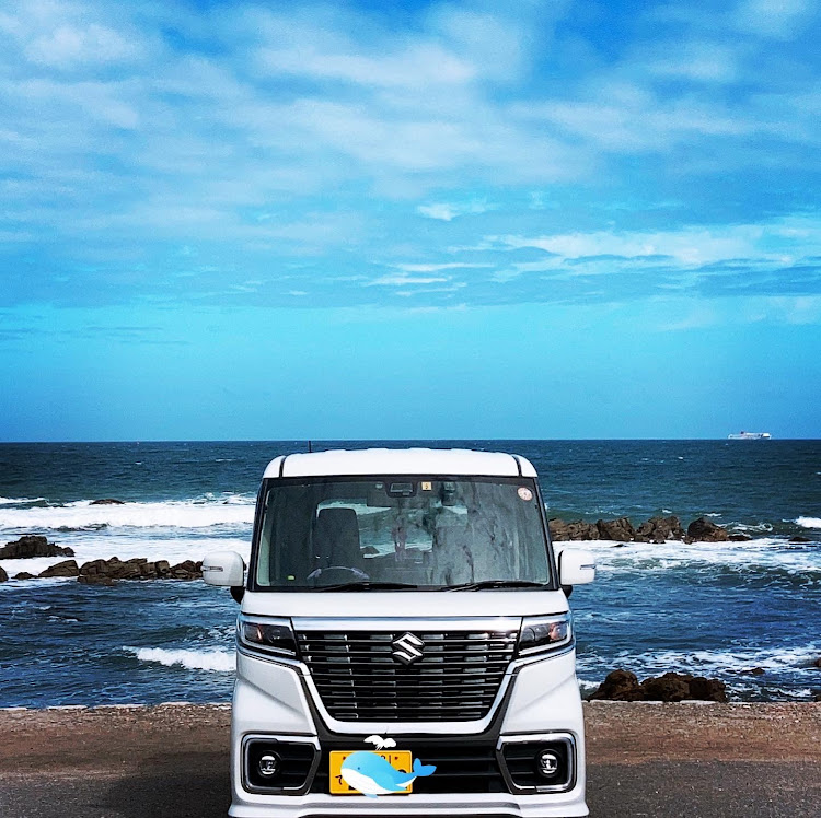 スペーシアカスタムの#海と愛車に関するカスタム事例の投稿画像1枚目