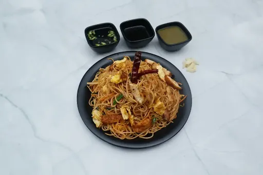 Chicken Hakka Noodles