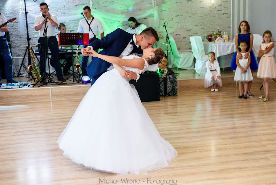 Fotógrafo de casamento Michał Wrona (michalwrona). Foto de 25 de fevereiro 2020