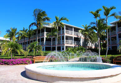 Apartment with pool 4