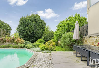 House with pool and terrace 2