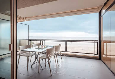 Seaside apartment with terrace 5