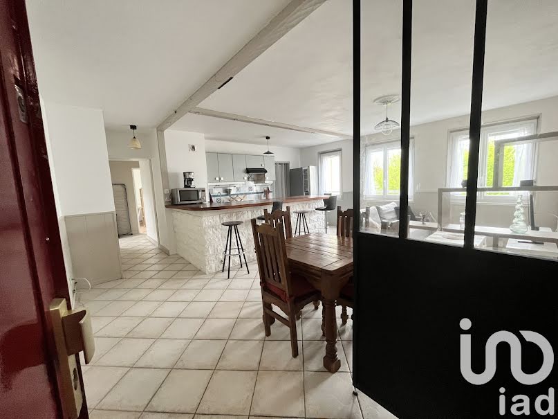 Location meublée appartement 4 pièces 78 m² à Trappes (78190), 600 €