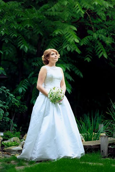 Fotógrafo de casamento Anna Dokina (annadokina). Foto de 2 de fevereiro 2017