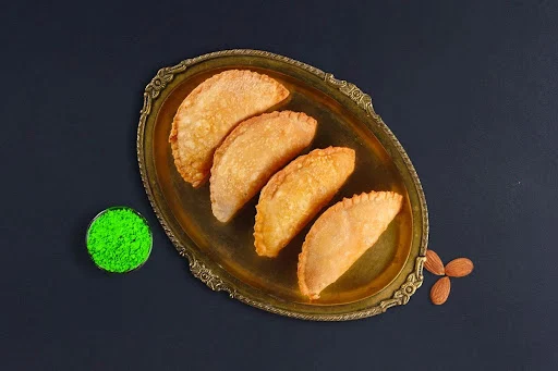 Gujiya (Pack Of 4)