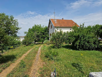 maison à Contrexeville (88)