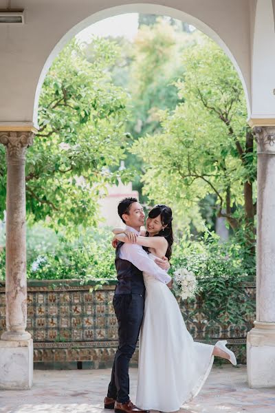 Wedding photographer Toñi Olalla (toniolalla). Photo of 24 September 2019