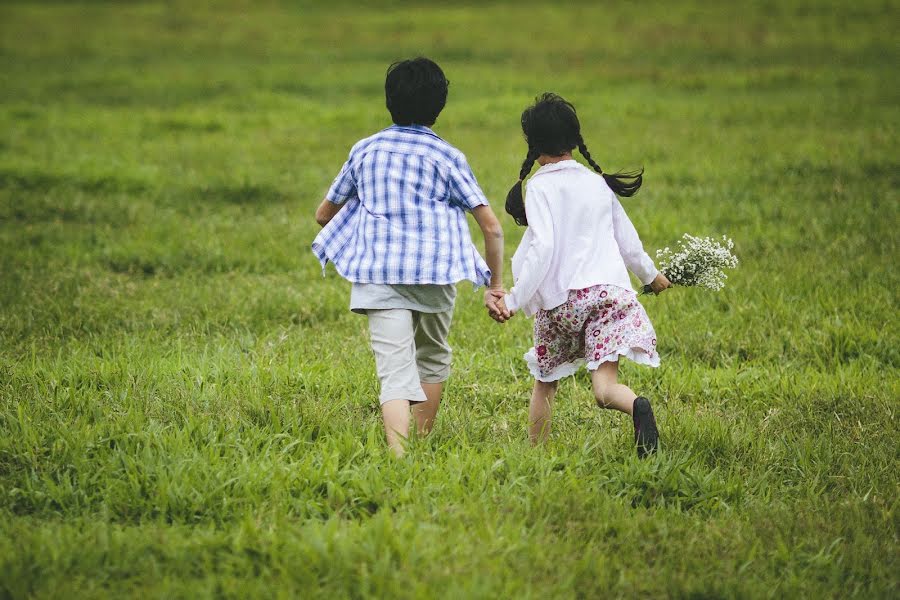 Fotógrafo de casamento Suriyathepjuti Tinanop (suriyathepjuti). Foto de 30 de abril 2018