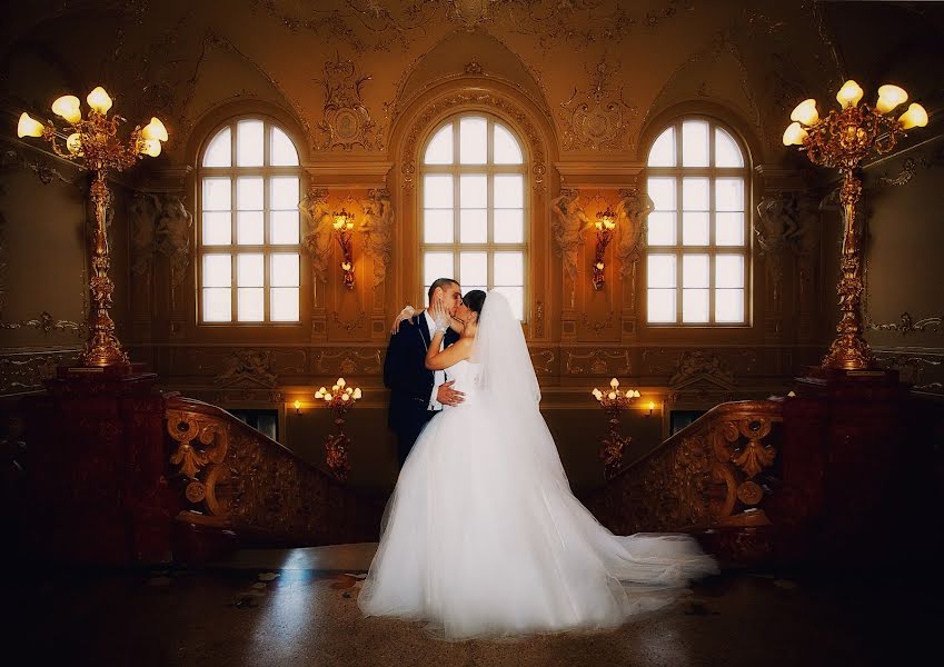 Photographe de mariage Aleksey Novikov (alexnovikov). Photo du 4 janvier 2014