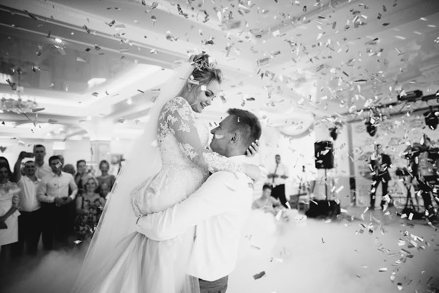 Wedding photographer Yuriy Stebelskiy (blueclover). Photo of 5 September 2017