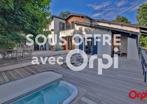 House with pool and terrace 1