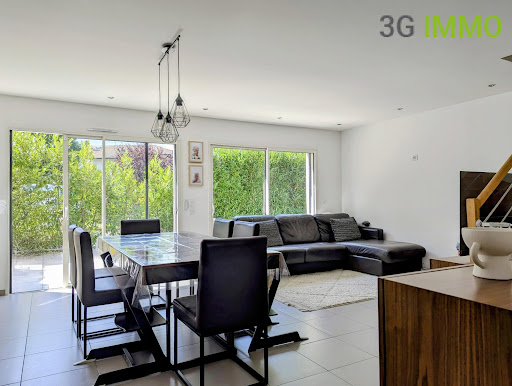 Villa avec jardin et terrasse 5