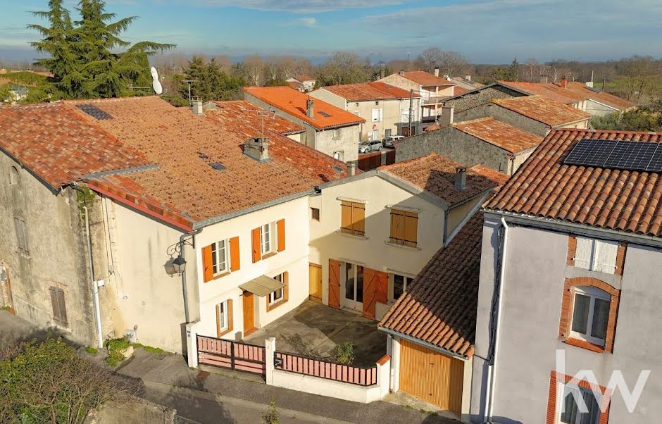 Vente maison 6 pièces 153 m² à Verniolle (09340), 108 000 €