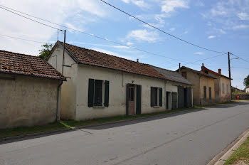 maison à Le Donjon (03)