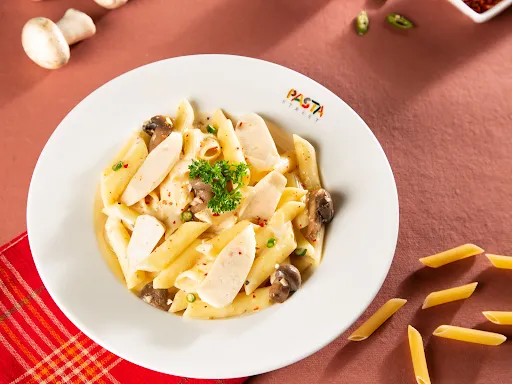 Chicken With Garlic Mushroom Pasta