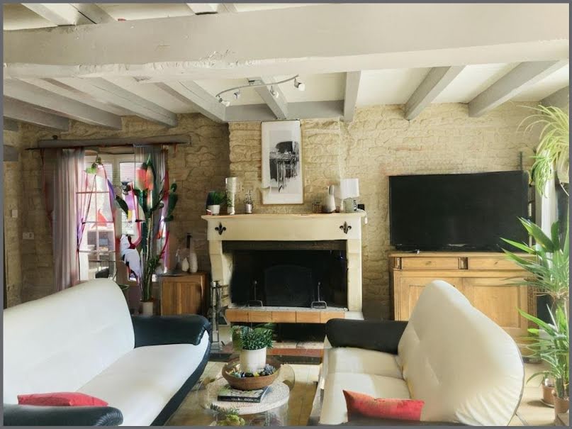 Vente maison 4 pièces 135 m² à Forges (17290), 330 000 €