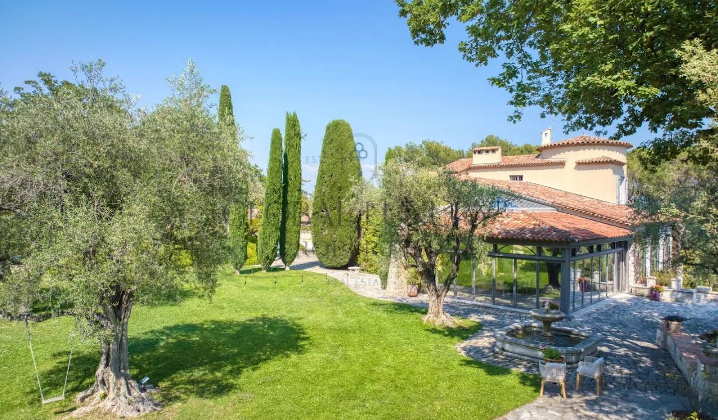 Villa with pool Mougins