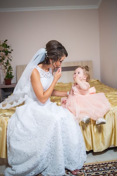 Fotografo di matrimoni Maksim Vasilenko (maximilyan77). Foto del 7 settembre 2017