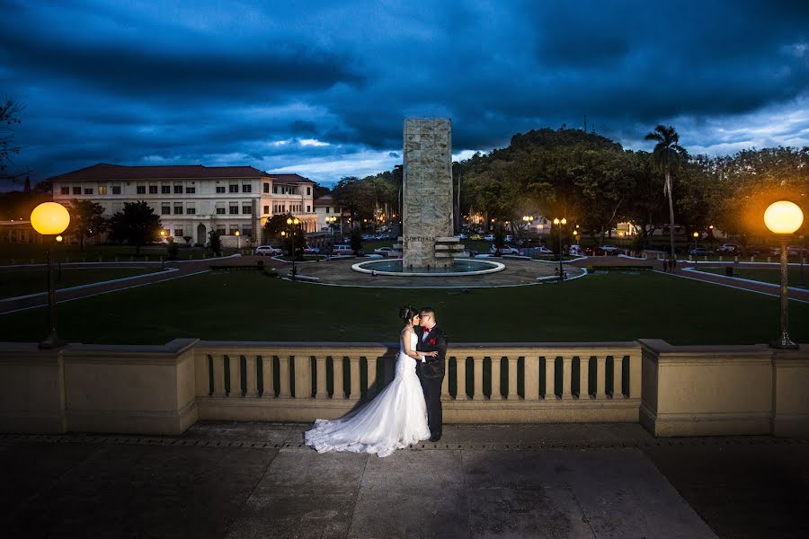 Svadobný fotograf David Chen (foreverproducti). Fotografia publikovaná 4. januára 2018