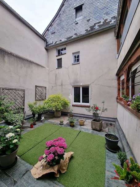 Vente maison 8 pièces 260 m² à Laon (02000), 331 000 €