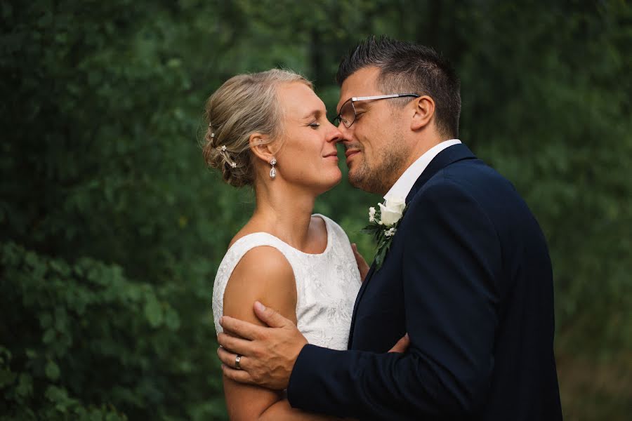 Fotografo di matrimoni Tove Lundquist (tovelundquist). Foto del 28 agosto 2017