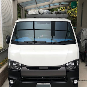 ハイエースバン TRH200V