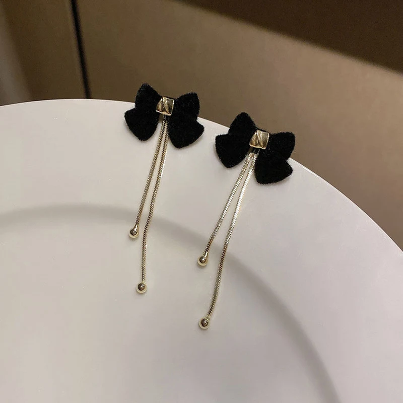 Title 3, Boucles doreilles à nœud et pompons pour femme...