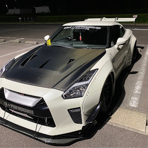 NISSAN GT-R R35