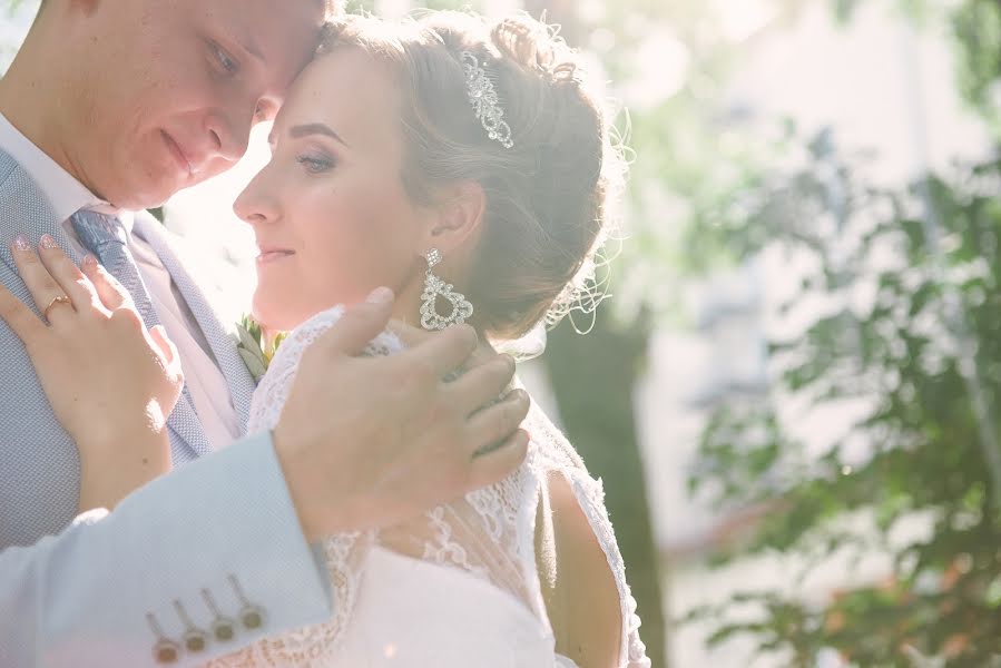 Fotógrafo de casamento Artem Chesnokov (chesnokov). Foto de 11 de agosto 2016