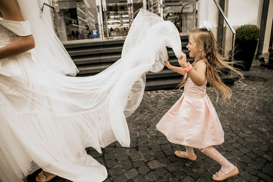 Fotografo di matrimoni Lola Alalykina (lolaalalykina). Foto del 21 ottobre 2018