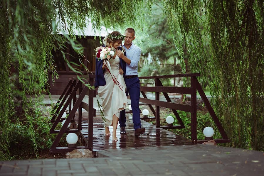 Jurufoto perkahwinan Elena Chernikova (lemax). Foto pada 2 September 2018