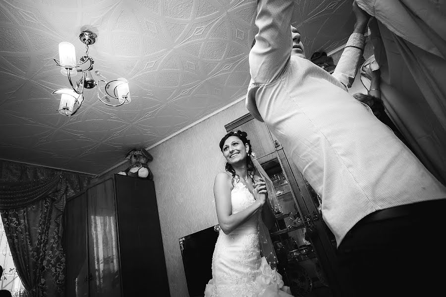 Wedding photographer Artem Elin (warwar). Photo of 10 February 2015