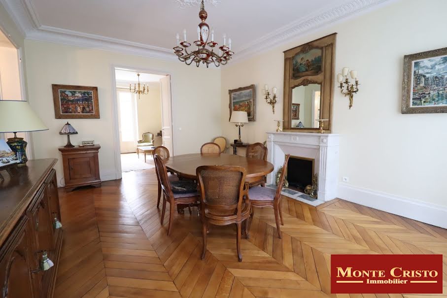 Vente maison 10 pièces 260 m² à Versailles (78000), 2 250 000 €