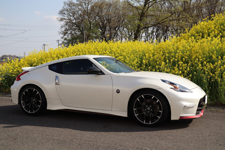 フェアレディZのz project japan・370z・桜・z34に関するカスタム事例の投稿画像13枚目