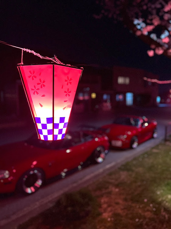 ロードスターのFunky Roadster Club・FRC/GF/FVC・明日から三連休・一年振りの夜桜とコラボに関するカスタム事例の投稿画像4枚目