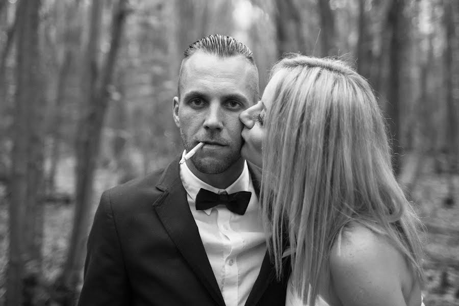 Wedding photographer Octavian Carare (octaviancarare). Photo of 10 November 2017