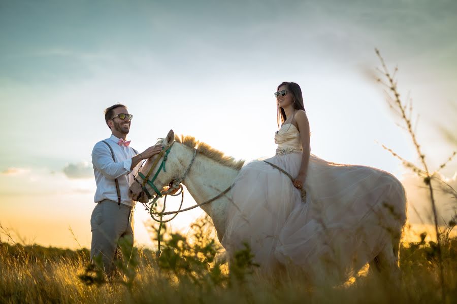 Fotógrafo de casamento Raymond Fuenmayor (raymondfuenmayor). Foto de 2 de novembro 2017