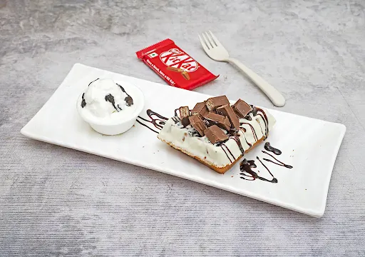 Kit Kat Waffle Combo