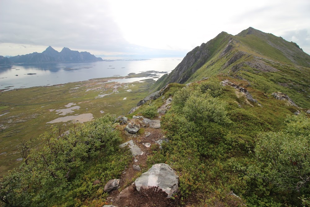 Достижение Hygge (острова Senja, Vesteralen и Lofoten в июле-августе 2019)