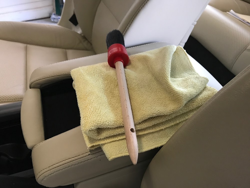 Clean your leather seats with this DIY cleaner! #tipoftheweek #diy  #cleancar…