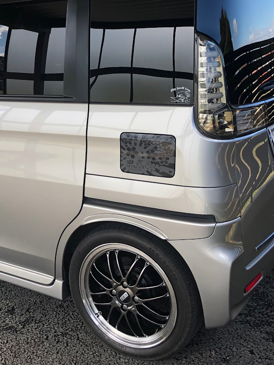 スペーシアカスタムの悪戯完了・レクサスGS F・自家塗装 DIY・悪戯の秋・ドライブ行ってる割に走行距離行ってね〜🤣🤣🤣に関するカスタム事例の投稿画像12枚目