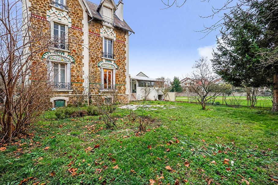 Vente maison 8 pièces 186 m² à Rueil-Malmaison (92500), 1 050 000 €