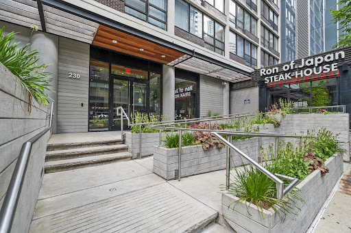 Appartement avec piscine 1