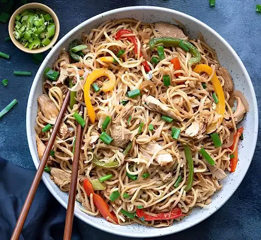 Chicken Hakka Noodles