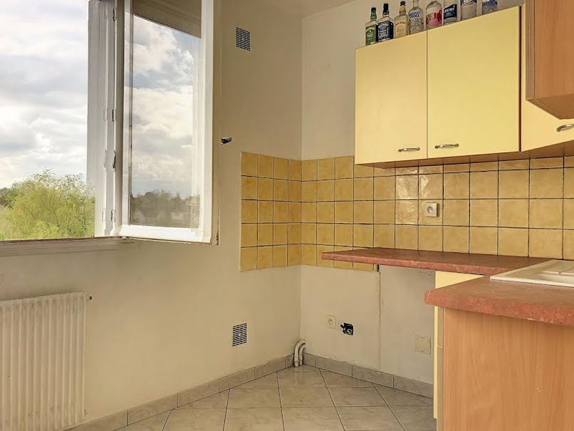 Vente appartement 1 pièce 42 m² à Montluçon (03100), 34 500 €