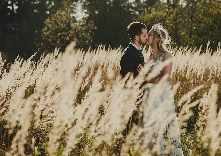 Fotografo di matrimoni Piotr Kowal (piotrkowal). Foto del 22 ottobre 2019