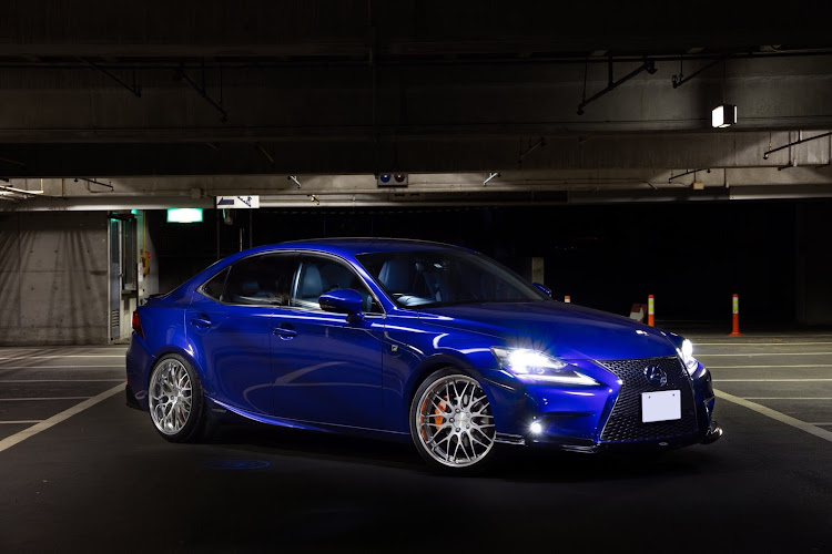 ISの元RCZオーナー・レクサスis・キヤノン・愛車撮影に関するカスタム事例の投稿画像3枚目