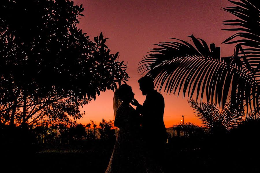 Fotógrafo de casamento Dhiego Silveira (dhiegosilveira). Foto de 10 de fevereiro 2022