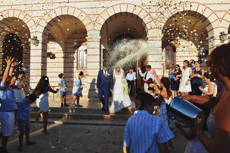 Fotografo di matrimoni Constantia Katsari (constantia). Foto del 21 gennaio 2018